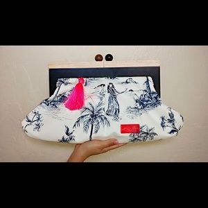 Hawaiian fabric Clutch